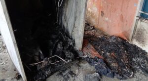 Falla en tendido eléctrico provoca incendio en vivienda