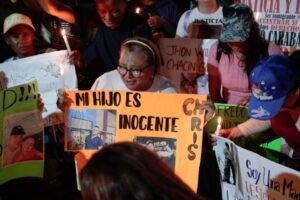 Familiares de migrantes presos en El Salvador piden su liberación