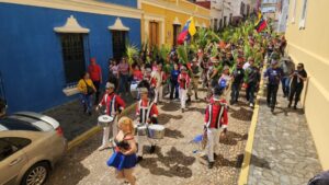 Feligreses y autoridades celebran el inicio de la Semana Santa | Diario El Luchador