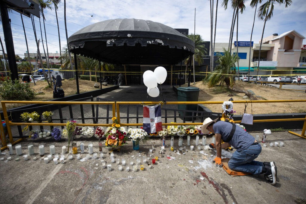 Forenses culminan las autopsias de 225 víctimas de la discoteca en Santo Domingo - AlbertoNews