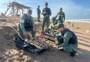 GNB incauta más de 150 kilos de droga abandonada en playa