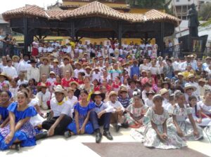 Gran joropazo en la Plaza Vargas