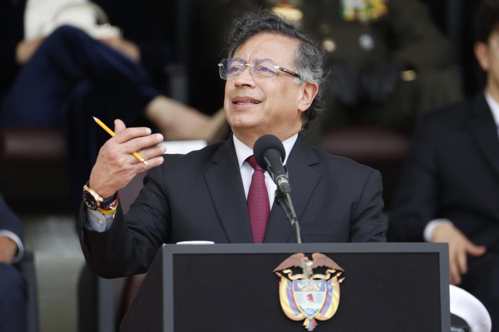 Gustavo Petro dice que Estados Unidos le retiró la visa