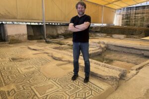 Hallado un mosaico romano de cien metros cuadrados en Sevilla
