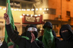 Hamás, dispuesto a liberar a todos los rehenes a cambio de un "cese completo" de la guerra - AlbertoNews