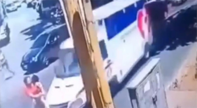 Imputarán a chofer de ambulancia que arrolló a madre e hija