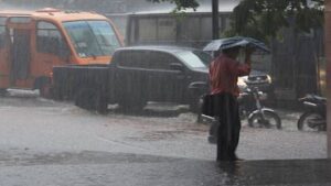 Inameh reporta lluvias en la Región Central por vaguada