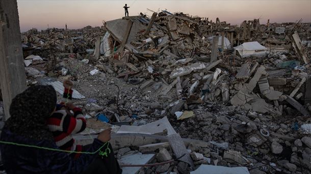 Israel ataca una escuela en Yabalia donde se refugiaban civiles, matando a seis personas