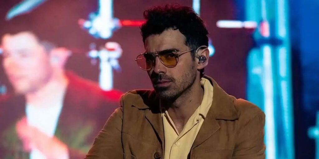 Joe Jonas sorprende a sus fanáticos con inesperada visita a popular panadería venezolana en Miami (Video) - AlbertoNews