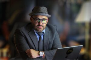 Jonathan López, referente de los latinos en EE.UU con sus métodos disruptivos de negociación