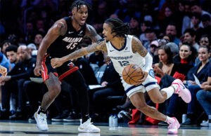 La NBA multa a Ja Morant por repetir un "gesto inapropiado" simulando armas
