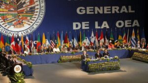 La OEA y la Unión Europea rechazaron las denuncias de fraude en las elecciones de Ecuador
