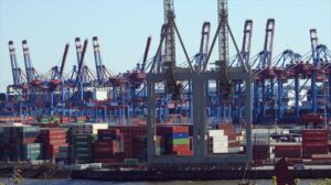 La Unión Europea tendrá un arancel del 10 % durante 90 días