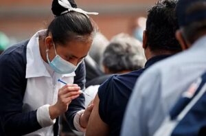 Ecuador roza el millón de casos de COVID-19