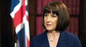 La ministra británica de Economía cree que cortar lazos con China sería una "gran insensatez"