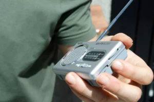 Se agotan las radios de pilas por el apagón