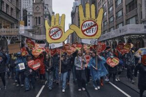 Manifestación contra Donald Trump, el pasado 5 de abril en Nueva York.