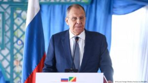 Lavrov dice que Rusia está "lista" para acuerdo sobre guerra – DW – 25/04/2025