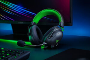 Limpiar tus cascos gaming no parece una prioridad, hasta que un día lo haces y ves dónde tienes metidas las orejas todos los días