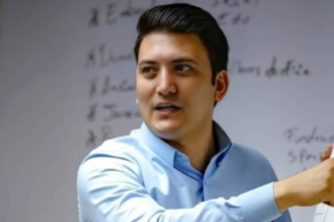 Luis Palocz lleva aislado cuatro meses en El Helicoide por "traición a la patria"