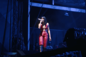 Madrid quería convertir al Bernabéu en una nueva catedral de los conciertos. Aitana ha dado la puntilla a sus planes