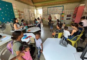 Maestros dan clases a creciente número de niños migrantes varados en el sur de México – El Venezolano News