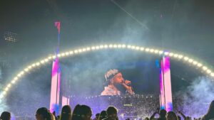 Maluma volvió a hacer historia reuniendo a decenas de estrellas en ‘Medallo en el Mapa’