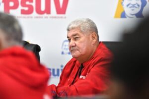 Ministro Piñate desmiente aumento salarial difundido en redes