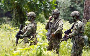 Muere en Colombia un miembro del Clan del Golfo en combates con tropas del Ejército - AlbertoNews