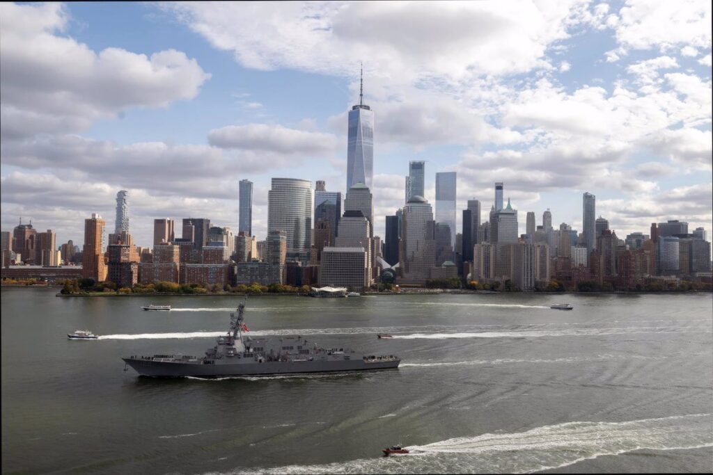 Mueren cinco españoles tras estrellarse un helicóptero en el río Hudson de Nueva York