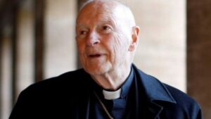 Murió Theodore McCarrick, el excardenal que fue echado por el papa Francisco por abusos