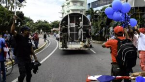 Nacionalistas dominicanos protestan contra migración haitiana - AlbertoNews
