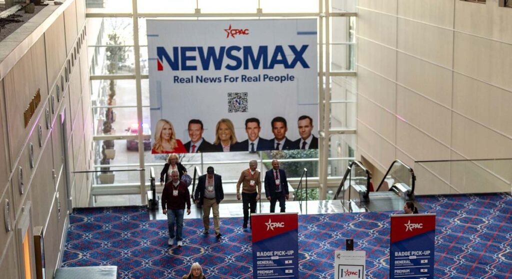 Newsmax, la cadena 'más trumpista que Fox News', multiplica por 10 su valor en bolsa en apenas dos días
