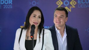 Noboa y González van por la segunda vuelta en Ecuador