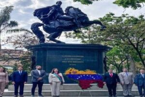 Oficialismo conmemora el 215 aniversario del «primer grito» de independencia de Venezuela