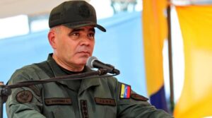 Padrino López reconoció la labor de la FANB en la defensa del Esequibo - Yvke Mundial