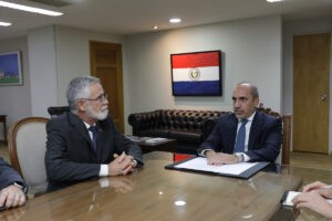 Paraguay convoca a embajador y suspende negociación con Brasil tras conocerse espionaje