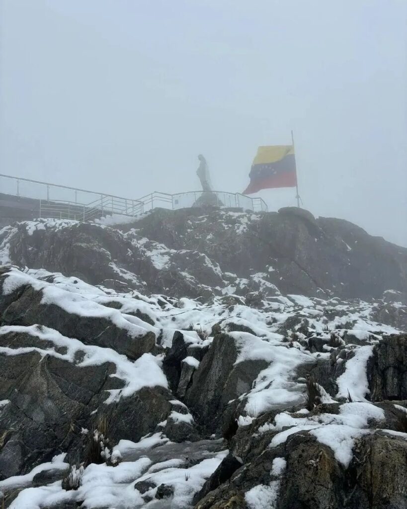 Páramo andino se cubrió de nieve este fin de semana (+video)