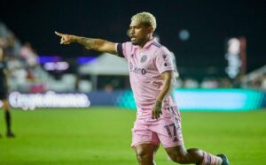 Lionel Messi y Josef Martínez
