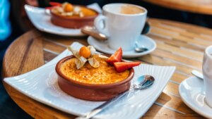 Postre de boniato al estilo crème brûlée, una receta deliciosa para sorprender a tus invitados