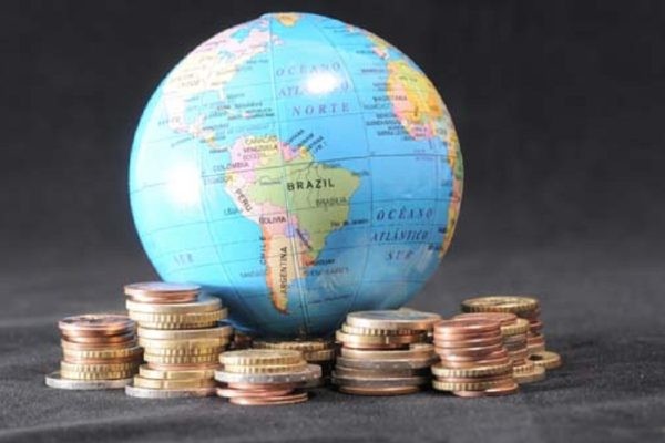 Prevén que la economía latinoamericana crecerá un 2,3% en 2025