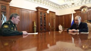 Putin declara una "tregua" unilateral para Ucrania hasta la medianoche del lunes con motivo de la Pascua