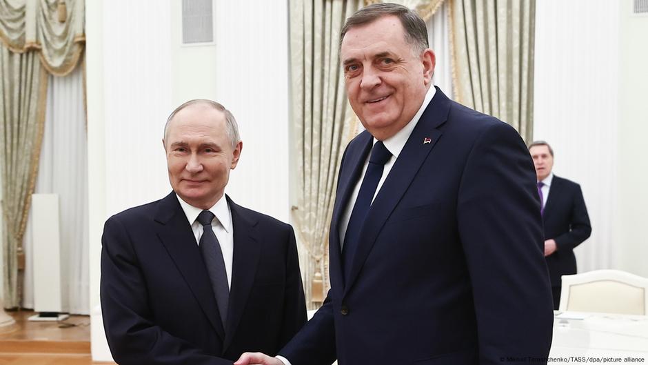 Putin recibe a jefe serbio de Bosnia reclamado judicialmente – DW – 01/04/2025