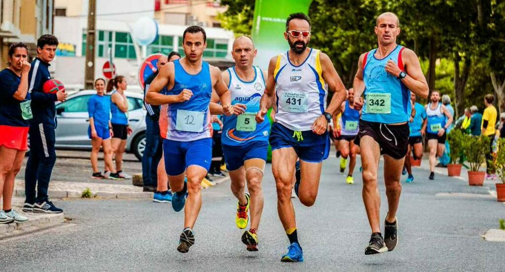 Qué es mejor entre correr 5k y caminar 10k para running en Bogotá y más consejos