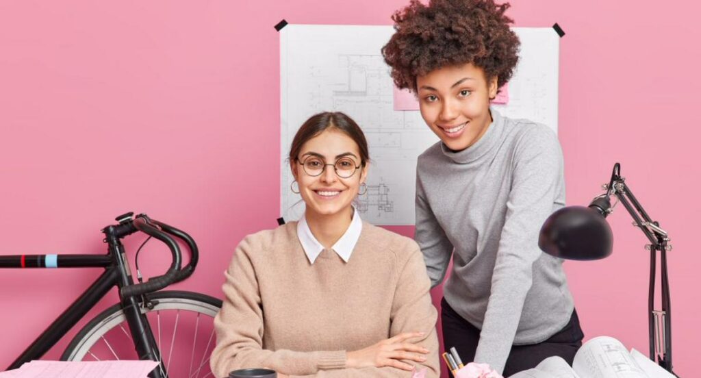 Qué negocios emprender desde casa y ganar dinero, según inteligencia artificial
