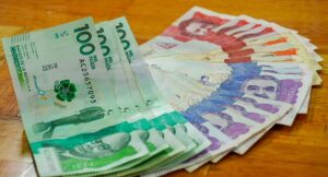 Qué países de Latinoamérica rinde más el peso colombiano: puede llegar en carro