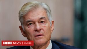 Quién es el Dr. Oz, el médico de las "curas milagrosas" de la TV que va a dirigir la agencia que administra los servicios de salud de millones de personas en EE.UU.