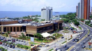 Reportan intento de suicidio en Lago Mall
