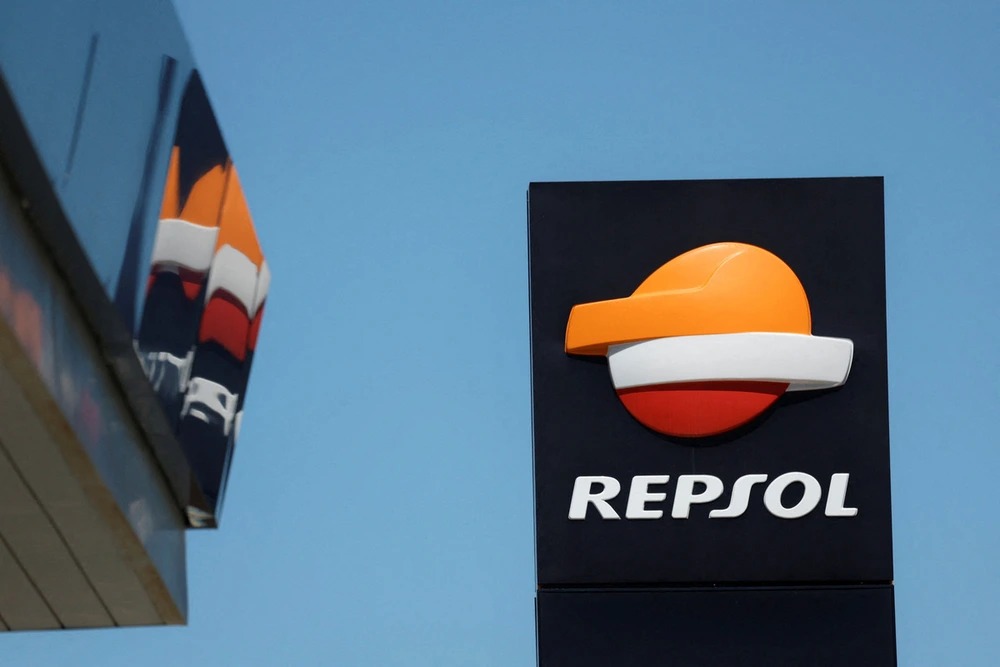 Repsol sigue trabajando con autoridades de EE.UU. para mantener la actividad en Venezuela