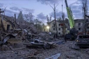 Rusia ataca a Kiev en medio de polémica por Crimea